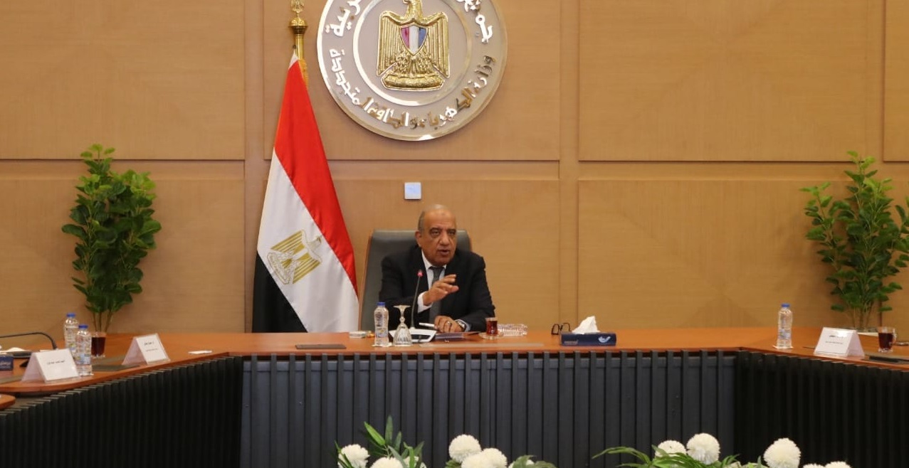 وزير الكهرباء يبحث مع البنك الدولي دعم مشروعات الطاقة المتجددة